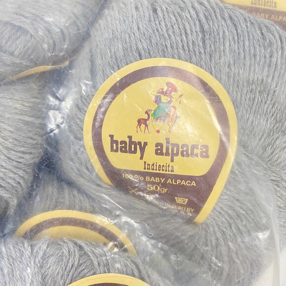 100% Baby Alpaca Yarn Lot of 10 Skeins Fingering Superfine Wt Lt Gray 50g Ea - Picture 4 of 5